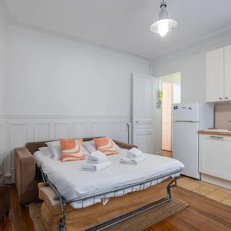 Quiet Retreat In The Heart Of Apartment Paris